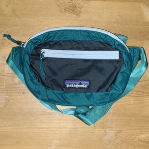 Patagonia Black Hole Fanny